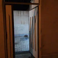 زیر زمین ۱۰۰ متری با درب و حیاط مستقل در مرکز شهر