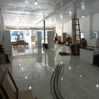 مغازه تجاری ۲۰۰ متری. گاز.  جماران|اجارهٔ مغازه و غرفه|رشت, جماران|دیوار