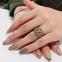 کاشت انواع ناخون وآموزش تخصصی. میکاپ شنییون|خدمات آرایشگری و زیبایی|مشهد, خواجه ربیع|دیوار