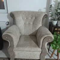 مبل ۷ نفره سالم|مبلمان خانگی و میز عسلی|سیاهکل, |دیوار