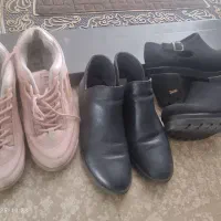 سه جفت کفش ونیم پوت