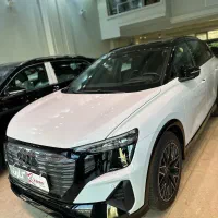 آئودی Q5 تیپ ۴  بلک پکیج مدل ۲۰۲۴