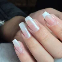 کاشت ناخن