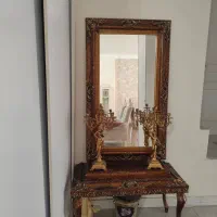 آینه و شمعدان چوبی