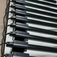 لیبل زن روی جک پارکینگ و نیروی آموزشی تعمیر کرکره