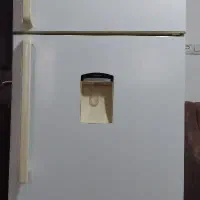 یخچال و فریزر مدیا سالم آماده به کار بدون پوسیدگی