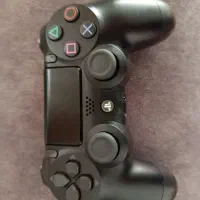 دسته ps4 همراه با محافظ دسته اشانتیون