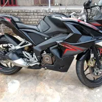 موتور ار اس 200 عروسک