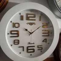 ساعت دیواری ۹۸۰ هزار|ساعت دیواری و تزئینی|خمینی‌شهر, |دیوار