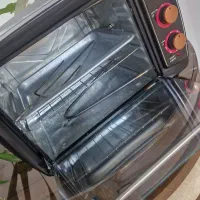 توستر در حد نو