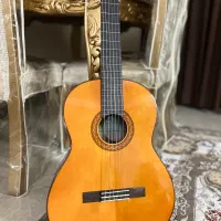گیتار یاماها c70