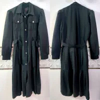 تعدادی مانتو و پالتو و کاپشن در حد نو