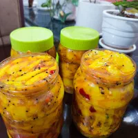 ترشی خانگی