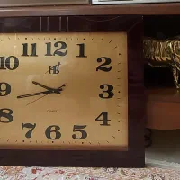 ساعت دیواری