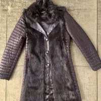 دو عدد پالتو و کاپشن ترکیه در حد نو ۴۹/۳۸