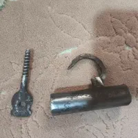 قفل آویز پیچی قاجاری  کلون