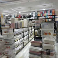 فروشنده آقا و خانم