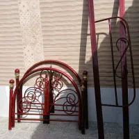 تخت یک نفره به همراه تشک