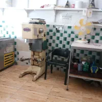 فروش لوازم  شیرنی فروشی  میکسر وغیره