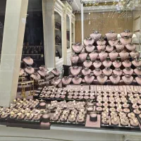 مانکن طلافروشی