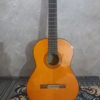 گیتار یاماها سی هفتاد  C70