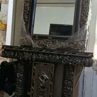 آینه و زیرش تمیز استفاده نشده نو هست