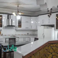 نصب بر چسب کابینت و کمددیواری و درهای چوبی|خدمات پیشه و مهارت|زرند, |دیوار