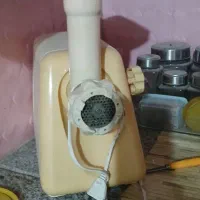 چرخ گوشت کار میکنه سالمه بقیش طبق عکس ها|خردکن، آسیاب، غذاساز|مشهد, پنجتن|دیوار