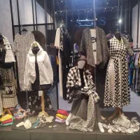 ویترین مغازه