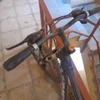 دوچرخه|دوچرخه، اسکیت، اسکوتر|رباط‌کریم, رباط‌کریم|دیوار