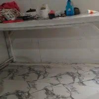 تخت آهنی