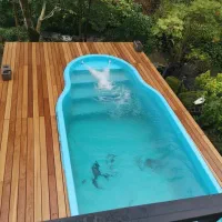 اجرا و فروش استخر پیش ساخته فایبرگلس