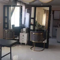کلیه لوازم سالن زیبایی به فروش میرسد