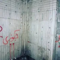 رابیتس کاری روی وال پست، دیواربرشی، ستون های بتنی