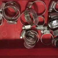 ست میخ و مهره و پیچ و زانویی و بست و رول پلاک