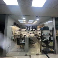 مغازه داخل پاساژ