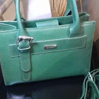 یک عدد کیف زنانه  چرم اصل مونو|کیف، کفش، کمربند|جیرفت, |دیوار