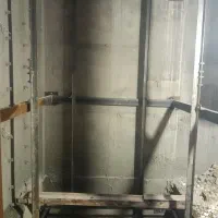 نیازمند کار گر جوشکار هستم که بتوانه تو ارتفاع