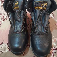 کفش کار|کیف، کفش، کمربند|اسلام‌شهر, شهرک سالور|دیوار