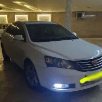 ماشین با راننده