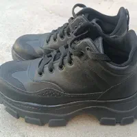 کفش اسپرت لژ بلند مشکی