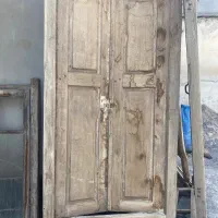درب و پنجره چوبی با قدمت بیش از صد و پنجاه سال|کلکسیون اشیاء عتیقه|گرگان, |دیوار