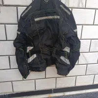 کاپشن و شلوار