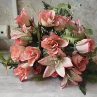 گلدان مشکی شیک و گل مصنوعی|گل مصنوعی|مشهد, مصلی (کارمندان اول)|دیوار