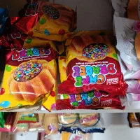 به یک فروشنده خانم جهت کار در سوپر مارکت