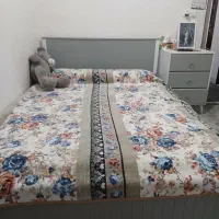 تخت وتشک دونفره سفارشی ساخت وکیوم سالم درحد صفر