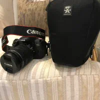 دوربین عکاسی مدل 700D