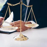 وکیل پایه یک دادگستری / ملکی حقوقی کیفری خانواده