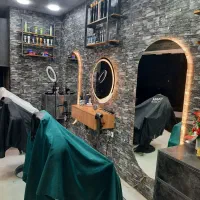 اجاره صندلی در آرایشگاه  مردانه