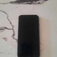 اپل iPhone 6 با حافظهٔ ۶۴ گیگابایت